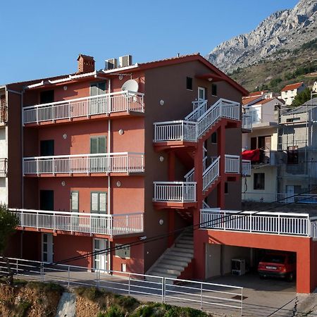 Apartments Toni Omis Ngoại thất bức ảnh