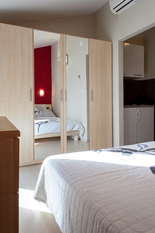 Apartments Toni Omis Phòng bức ảnh