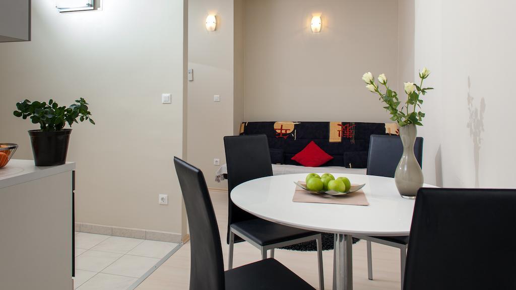 Apartments Toni Omis Phòng bức ảnh